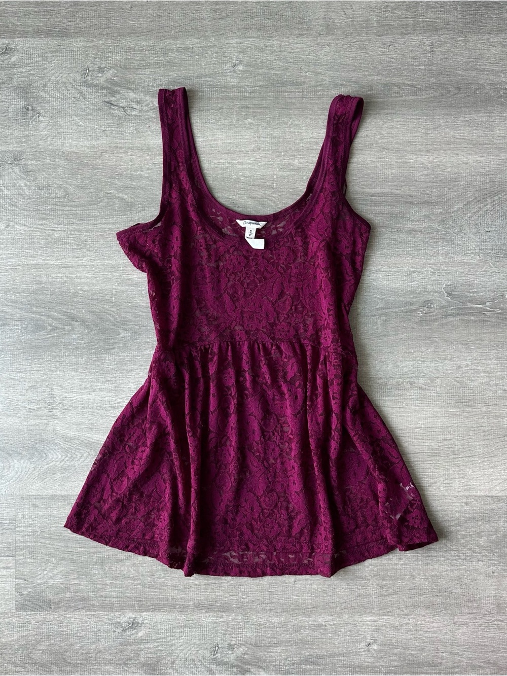 Aeropostale Sleeveless Lace top blouse in Deep Plum Tank Top